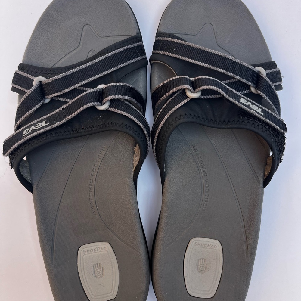 Teva Women's Black and Gray Sandals size 8
